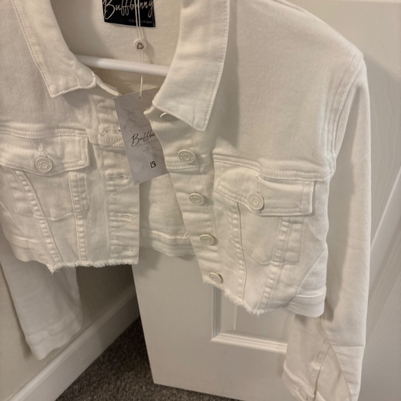 Buffbunny white cropped jean jacket New with tags size small - Picture 4 of 5